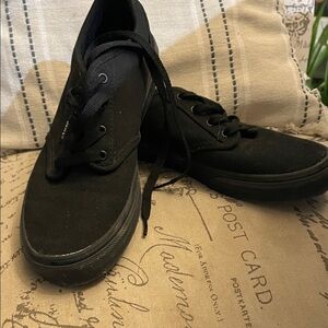 Vans Off the Wall, black, youth size 5.5